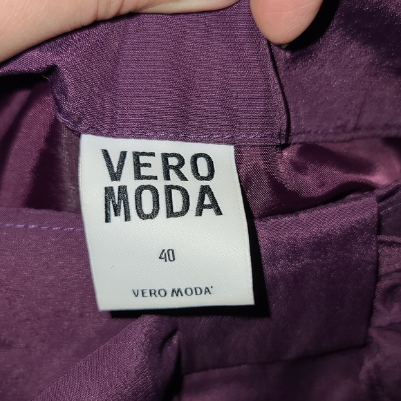Vero moda, purple satin shorts with bow - Picture 7 of 8